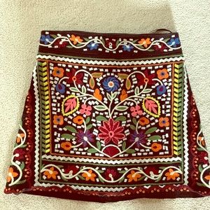 Cute embroidered mini skirt